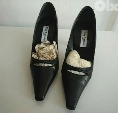 Guy Laroche shoes (knot,36) - Not Negotiable