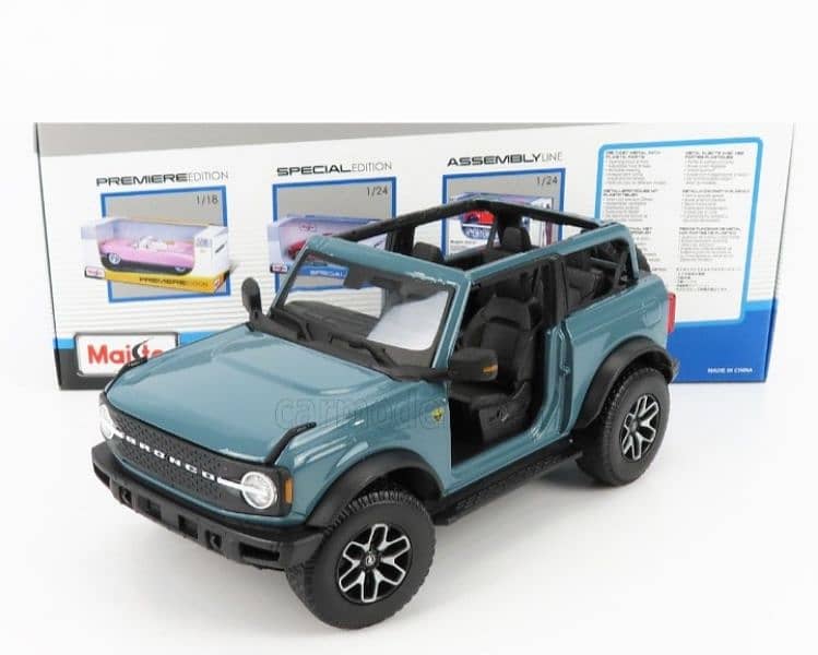 Ford Bronco Badlands 2021 diecast car model 1;18 0