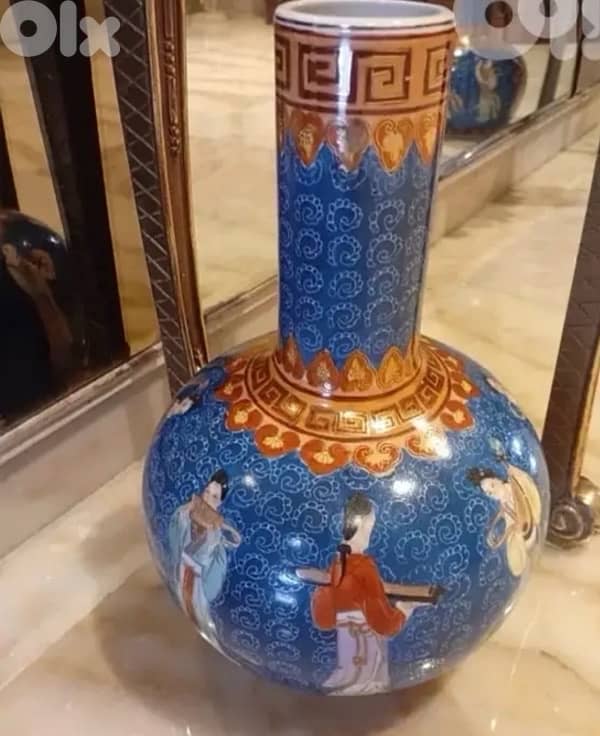 vase مزهرية فخمة 0
