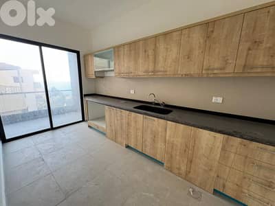 Apartment in a gated community in Bouar شقة للبيع في مجمع سكني في البو