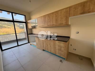 Duplex for sale in Bouar دوبلكس للبيع في بوار