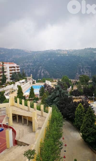 chalet for rent in Satellity
