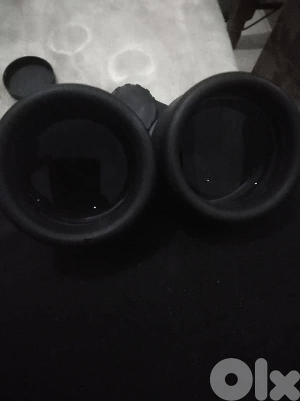 binoculars 1