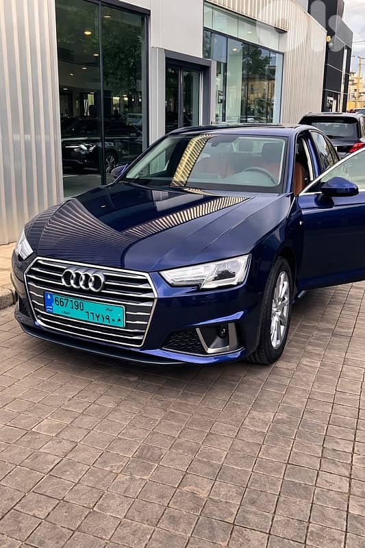 Audi A4 2019 0