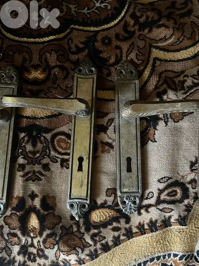 11 Door Handles 3$ Each
