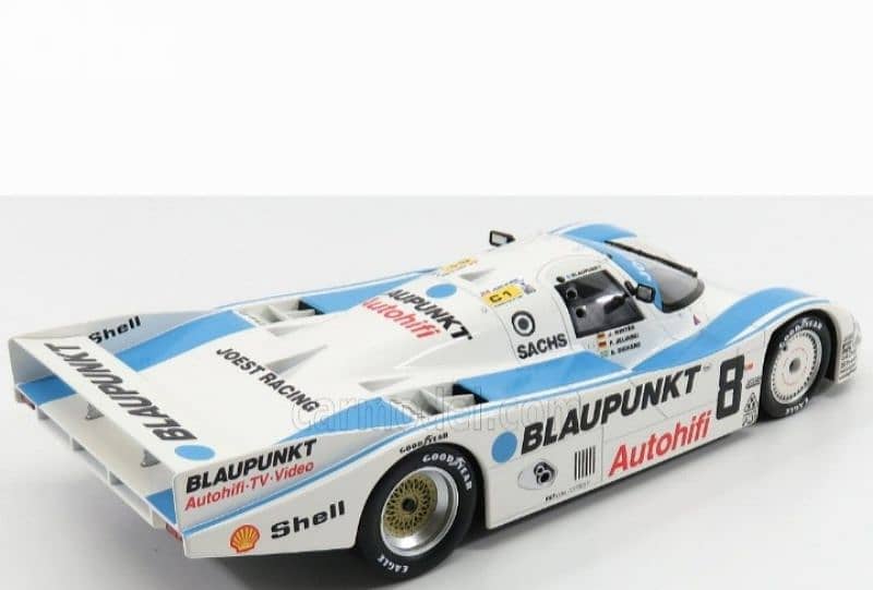 Porsche 962C (24h Le Mans 1988) diecast car model 1;18 4