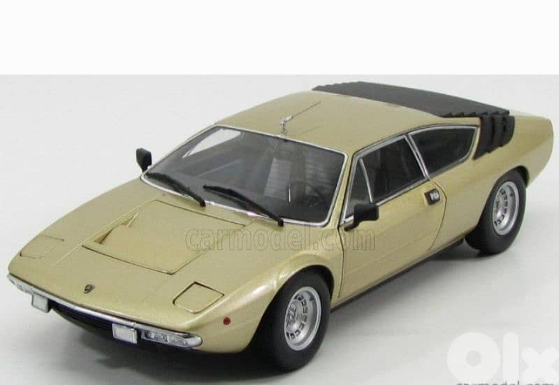 Lamborghini Urraco P250 1973 diecast car model 1;18 0