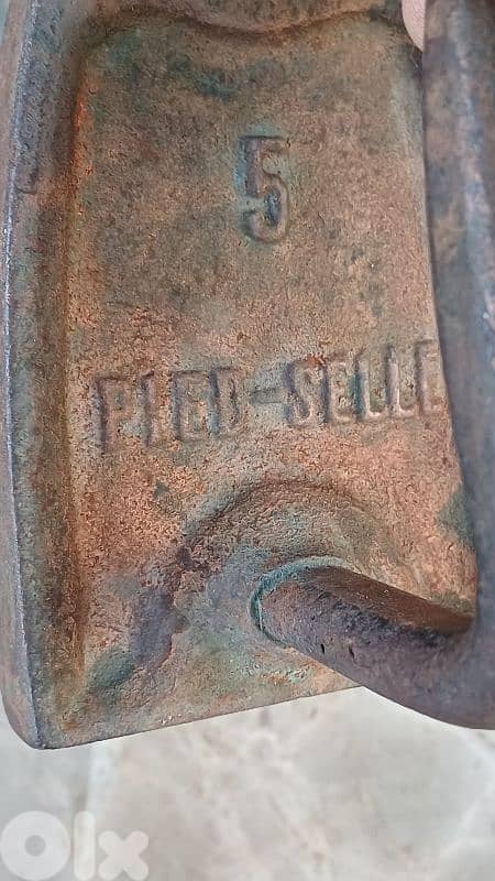 antique 6