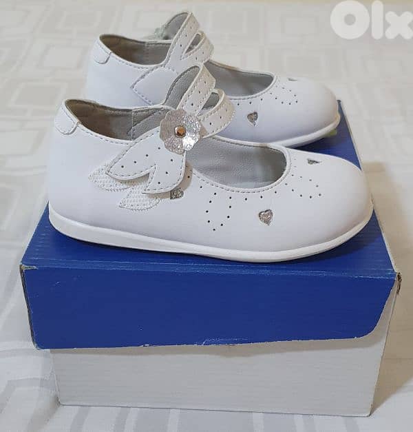 Babyshoes whiteoriginal leather & used onetimeonlysize 21 ashrafiye12$ 6