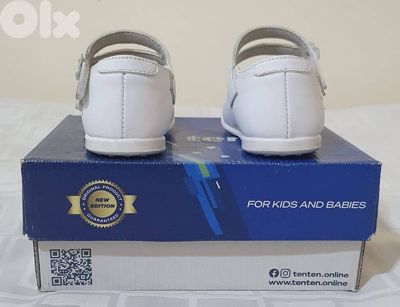 Babyshoes whiteoriginal leather & used onetimeonlysize 21 ashrafiye12$ 7
