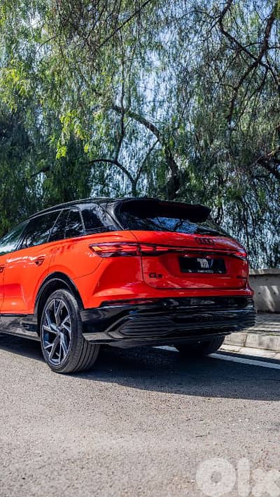 AUDI  Q5 50 E-TRON QUATTRO  EDITION 1 BRAND NEW (0Km)