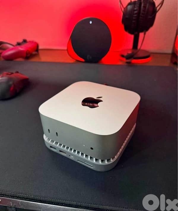Apple Mac Mini M4 with docking station 0