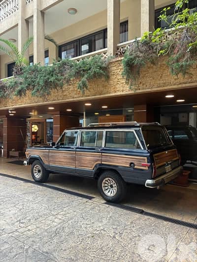 Jeep Wagoneer 1986