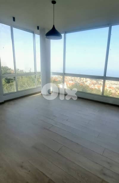 Apartment with sea view for sale in Bayada / شقة مطلة للبيع في البياضة