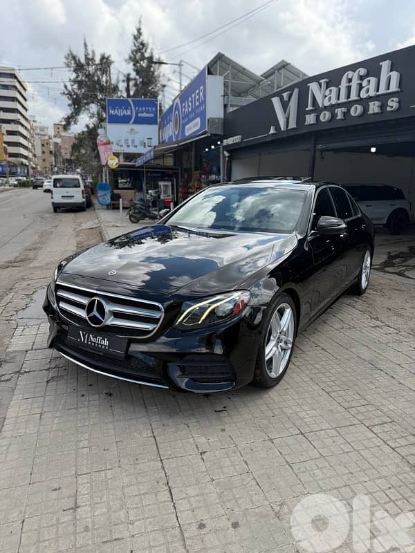 Mercedes-Benz E-300 2018 Clean Carfax Factory Paint!! 0