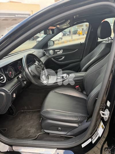 Mercedes-Benz E-300 2018 Clean Carfax Factory Paint!!