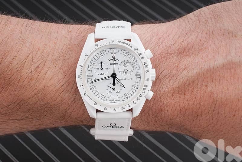 omega x swatch mission to the moonphase white snoopy 0
