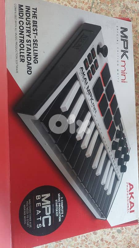 Akai MPK mini3 Keyboard 0