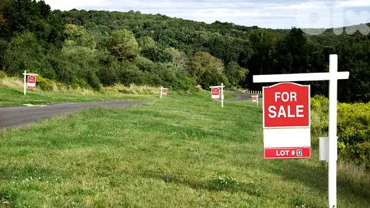Land for sale in Qornet Chahwan ارض للبيع في قرنة شهوان