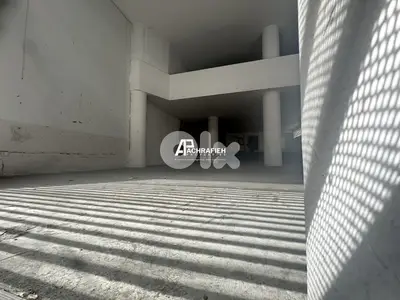 2 Floors - 150 Sqm - Shop For Rent in Mar Mikhael