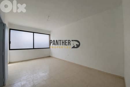 Office for rent in Horch Tabet Ref#CT115 مكتب للإيجار – حرش تابت