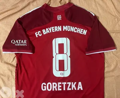 bayern Munich goretzka 8 home adidas kit