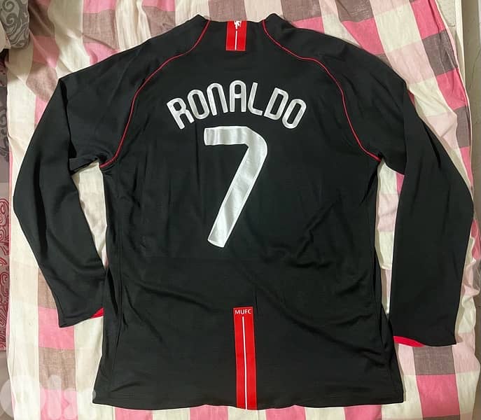 Manchester United third kit 2009 black long sleeve nike kit 3