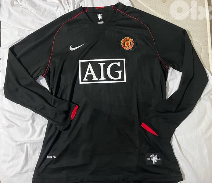 Manchester United third kit 2009 black long sleeve nike kit 11