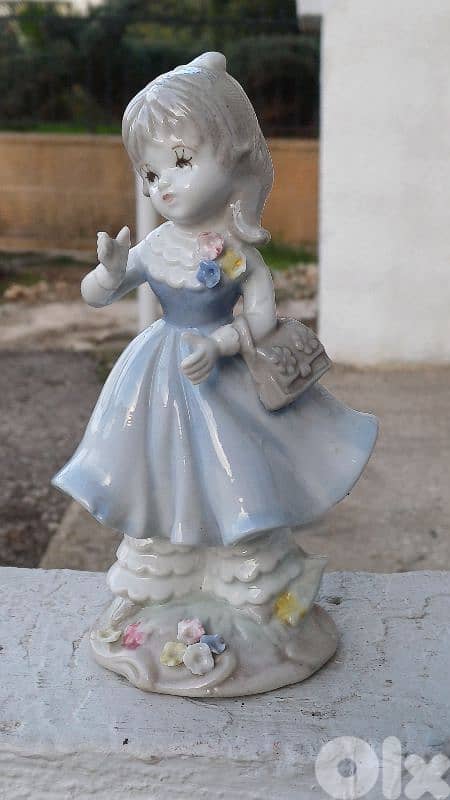 antique 4