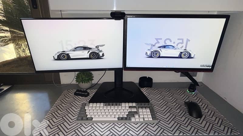 1 gaming monitor + 1 samsung monitor + Arm for both 0