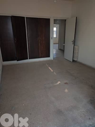 شقة للايجار في الاشرفية Apartment for rent in Achrafieh