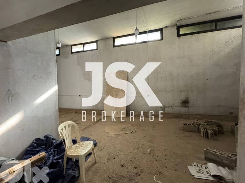 L20716 - A 500 SQM Warehouse For Rent in Mansourieh 0