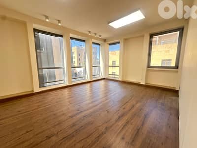 L20721 - 285 SQM Ready to Move-in Office For Rent Downtown