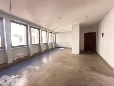 L20722 - 250 SQM Office For Rent in Downtown