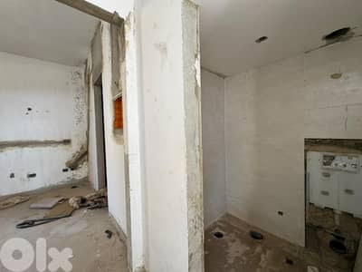 L20730 - A 660 SQM Building For Sale in Ain Najem