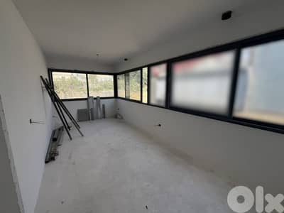 For Rent Office In Mansourieh مكتب للإيجار في المنصورية