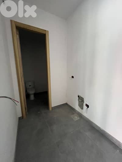 For Rent Office In Mansourieh مكتب للإيجار في المنصورية