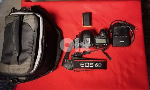 Canon 6D full frame DSLR body ONLY ~64k shutter