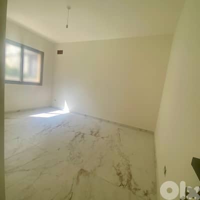 Apartment for Sale in Beit El Chaar With Terrace