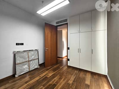 GMC136LG Office for sale in Achrafieh - مكتب للبيع في الأشرفية