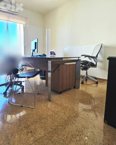 RAO26-4832 Office 90m2 for rent in Gemmayze - Beirut