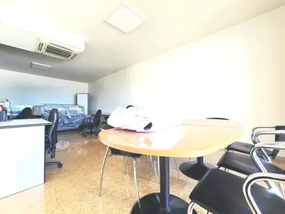 RAO26-4832 Office 90m2 for rent in Gemmayze - Beirut