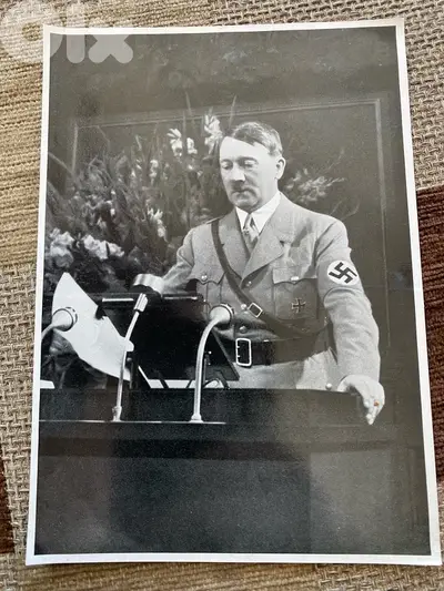 صورة نازي حجم كبير ادولف هتلر ١٧*١٢سم سنة ١٩٣٥ كانت تباع مع السجائر