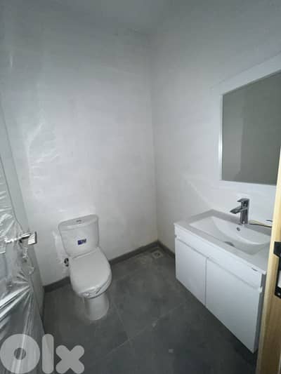 Office for rent in Mansourieh , 95 sqm مكتب للإيجار في المنصورية