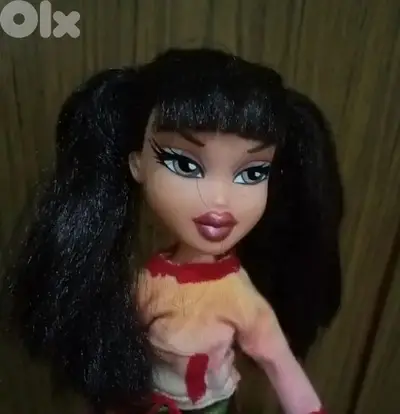 JADE 20 YEARZ ANNIVERSARY 1st Edition+her own outfit+shoes Great doll