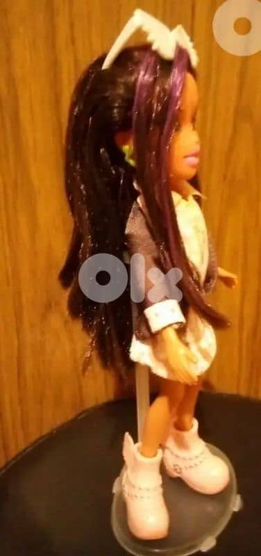 ALL GLAMMED UP DESIGNER STREAKS YASMIN wearing +boots MGA Great doll 5