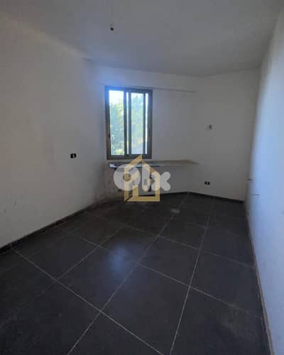Apartment for sale in Kornet El Hamra SM209 شقة للبيع في قرنة الحمراء