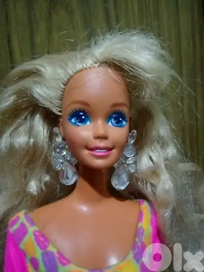 SUN JEWEL Barbie Mattel93 wearing+shoes Barely used Still good doll=35