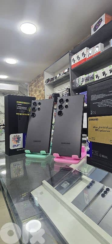 Samsung s24 ultra 256 gb 12 ram like new 0