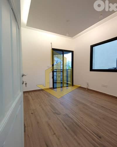 Apartment for Sale in Ain El Tineh شقة للبيع في عين التينة